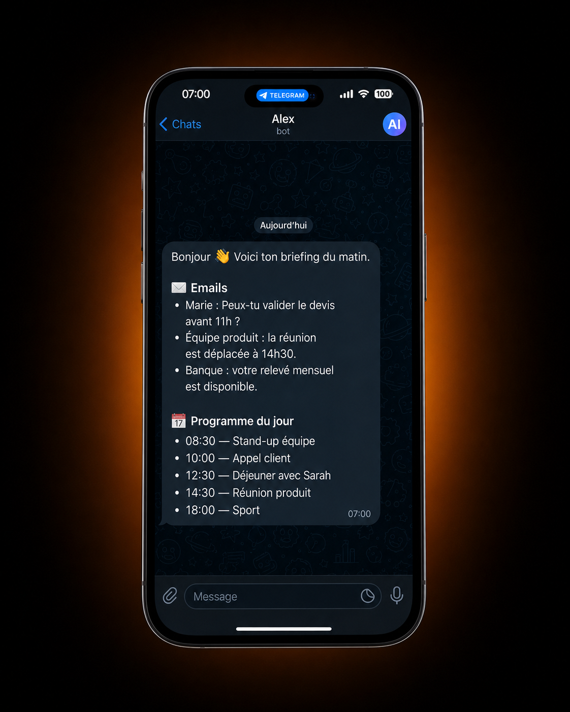 Dirigeant consultant MonKoleg sur son téléphone